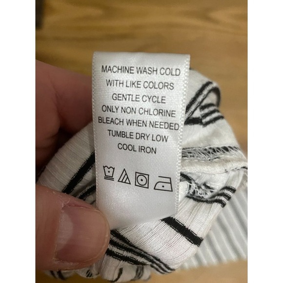 Counterparts Women's XL Striped Batwing Sleeve Top Ribbed Knit Stretch Relaxed - Picture 5 of 5